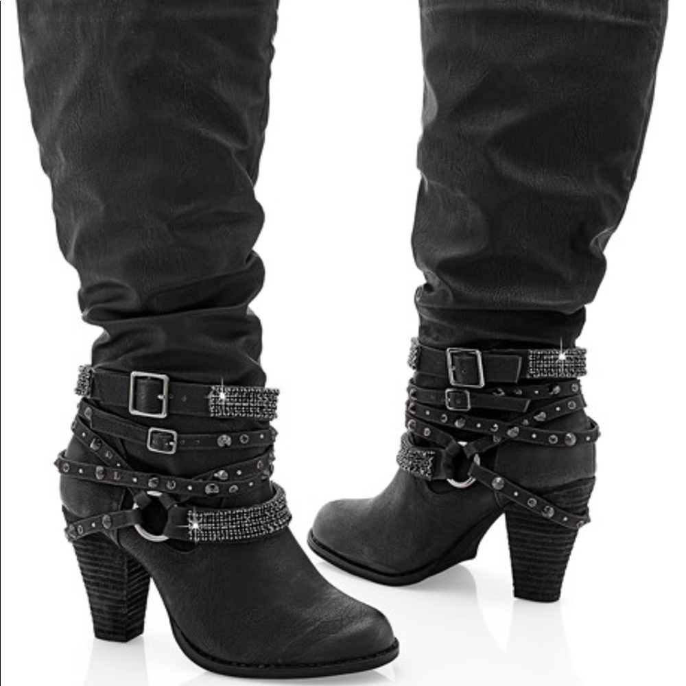 Venus New Women’s Embellished Tall Boots Size 9